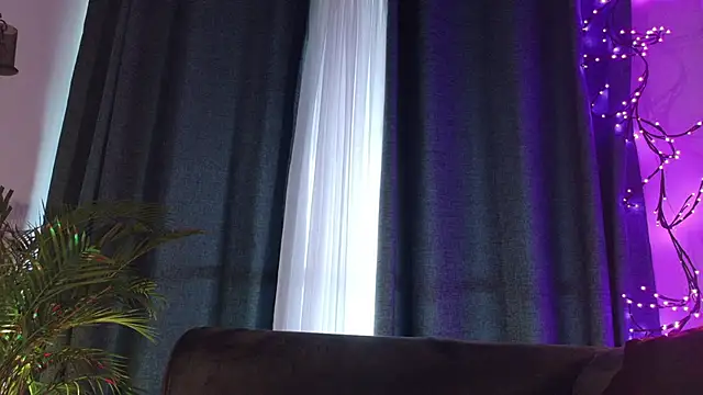 grayce  blossoms online show from January 13, 2026, 10:24 pm