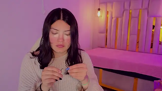 Brandy collinss online show from April 14, 2026, 12:10 pm