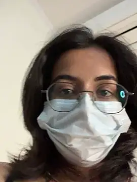 Snapshot of Hotrupali_19 chatting on February 5, 2026, 12:17 am Hotrupali 19 online show from February 5, 2026, 12:17 am