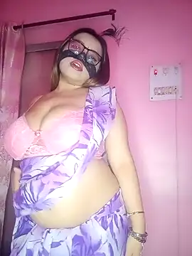 Snapshot of Bunnybush37 chatting on February 14, 2026, 3:01 pm Bunnybush37 online show from February 14, 2026, 3:01 pm