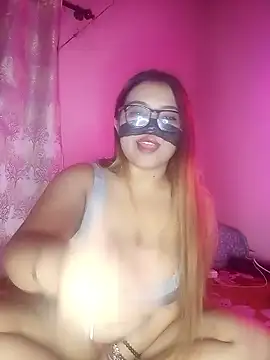 Snapshot of Bunnybush37 chatting on January 19, 2026, 3:05 pm Bunnybush37 online show from January 19, 2026, 3:05 pm