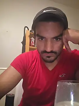 Snapshot of piggylatino chatting on November 22, 2025, 12:32 am piggylatino online show from November 22, 2025, 12:32 am