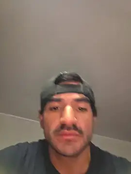 Snapshot of piggylatino chatting on December 20, 2025, 5:21 am piggylatino online show from December 20, 2025, 5:21 am