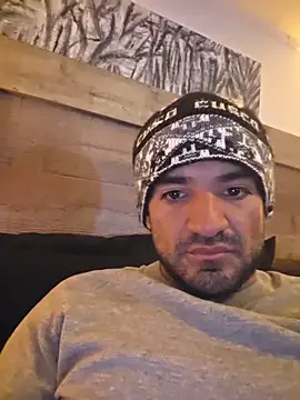 piggylatino online show from February 18, 2026, 2:42 am