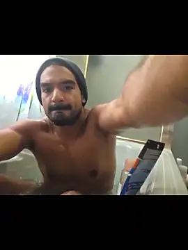 Snapshot of piggylatino chatting on November 30, 2025, 7:14 pm piggylatino online show from November 30, 2025, 7:14 pm