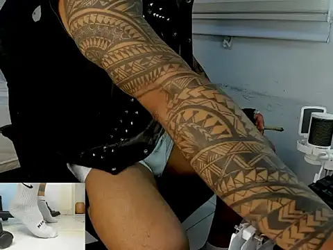 Snapshot of master_leather chatting on January 31, 2026, 7:23 pm master leather online show from January 31, 2026, 7:23 pm