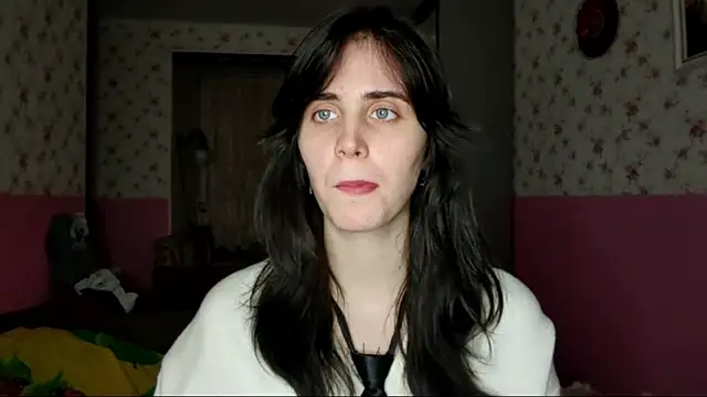 Snapshot of Hervell_Motti chatting on November 16, 2025, 4:23 pm Hervell Motti online show from November 16, 2025, 4:23 pm