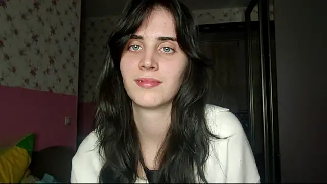 Snapshot of Hervell_Motti chatting on November 13, 2025, 4:44 pm Hervell Motti online show from November 13, 2025, 4:44 pm