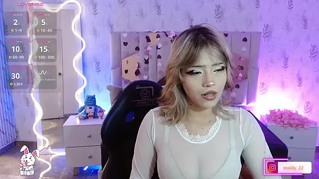 Snapshot of Mavis_tay chatting on February 18, 2026, 6:59 pm Mavis tay online show from February 18, 2026, 6:59 pm