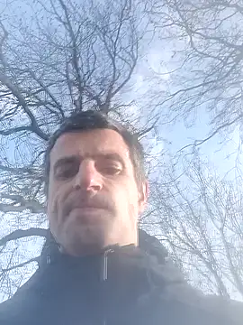 TwardyKierowca online show from April 25, 2026, 6:38 am