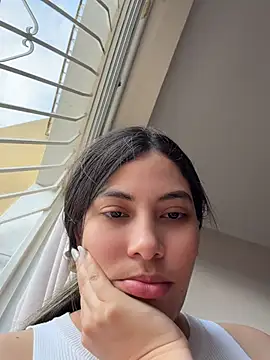 Snapshot of Anna_Bitch_Disgusting chatting on June 28, 2026, 10:05 pm Anna Bitch Disgusting online show from June 28, 2026, 10:05 pm