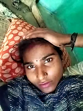 Big Lovexx online show from March 11, 2026, 9:47 am