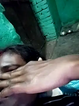 Big Lovexx online show from December 2, 2025, 11:39 pm