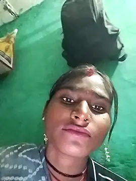 Big Lovexx online show from December 3, 2025, 5:45 pm