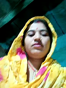 Hot kamla online show from December 17, 2025, 11:32 pm