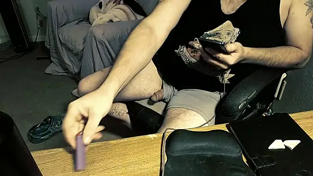 MrBigginTX online show from February 10, 2026, 3:27 am