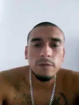 Solo privado online show from March 26, 2026, 9:35 pm