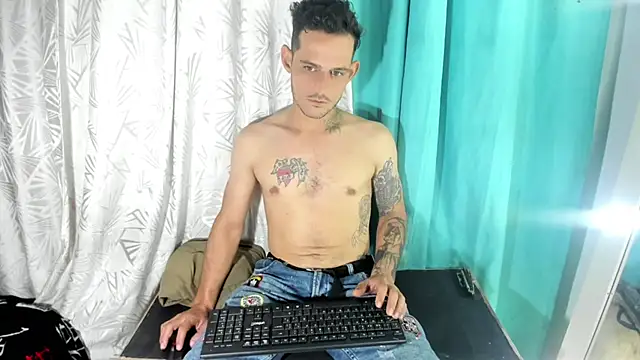 Snapshot of Sexybigjefffx chatting on November 30, 2025, 8:48 am Sexybigjefffx online show from November 30, 2025, 8:48 am