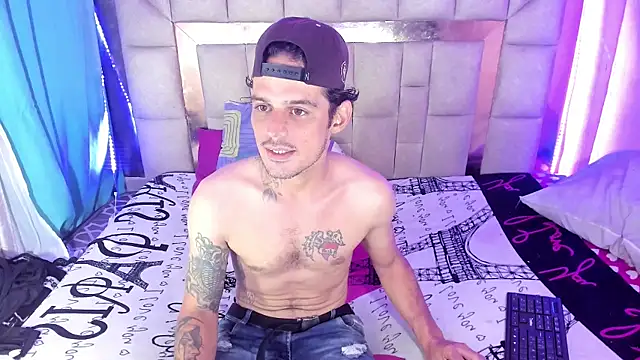 Snapshot of Sexybigjefffx chatting on November 15, 2025, 10:36 pm Sexybigjefffx online show from November 15, 2025, 10:36 pm