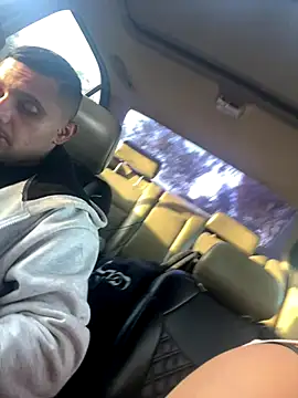 ymfg69 online show from December 15, 2025, 11:42 pm