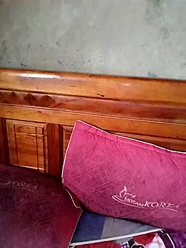 gugu0022 online show from February 9, 2026, 5:38 am