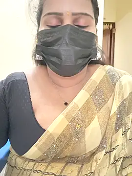 Snapshot of Swasthika22 chatting on November 12, 2025, 12:53 pm Swasthika22 online show from November 12, 2025, 12:53 pm