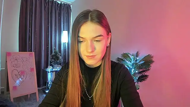 luna lust 212 online show from February 24, 2026, 4:24 am