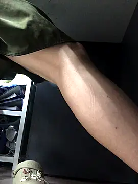 missayang6969 online show from November 17, 2025, 2:04 am