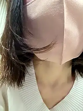 Snapshot of mayumichan13 chatting on February 17, 2026, 8:17 pm mayumichan13 online show from February 17, 2026, 8:17 pm