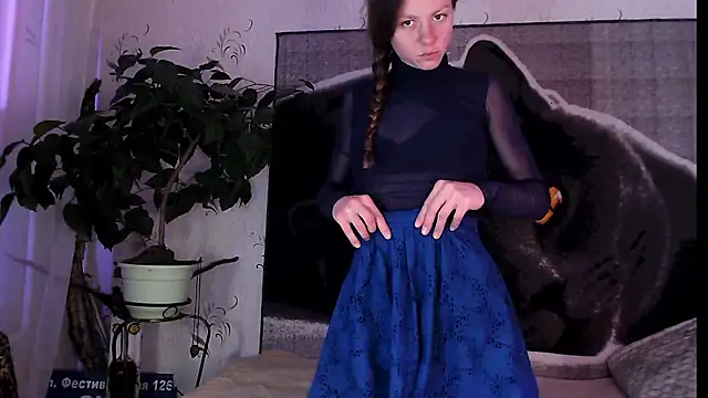 Snapshot of Personal_Bulldozer chatting on November 26, 2025, 1:44 pm Personal Bulldozer online show from November 26, 2025, 1:44 pm