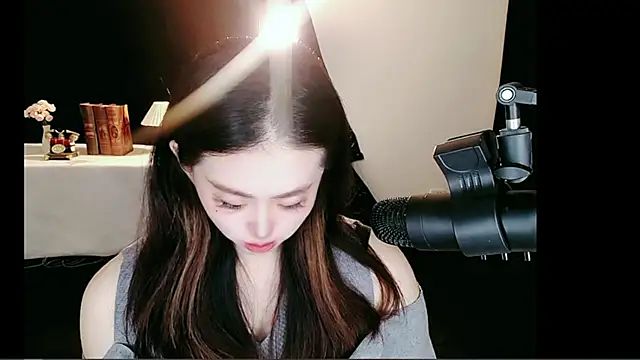 Snapshot of nannanbaby002 chatting on November 17, 2025, 2:10 pm nannanbaby002 online show from November 17, 2025, 2:10 pm