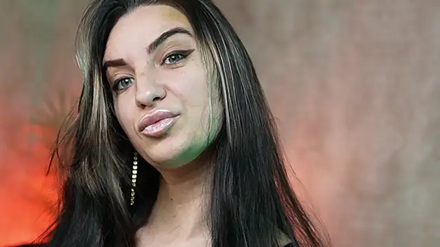 BikiJo online show from November 21, 2025, 7:35 pm