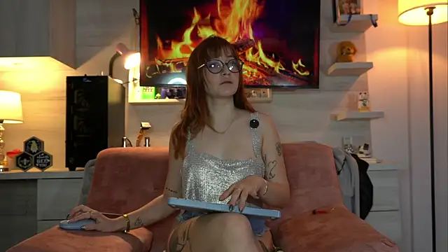 Teenjenn  online show from February 15, 2026, 4:17 pm