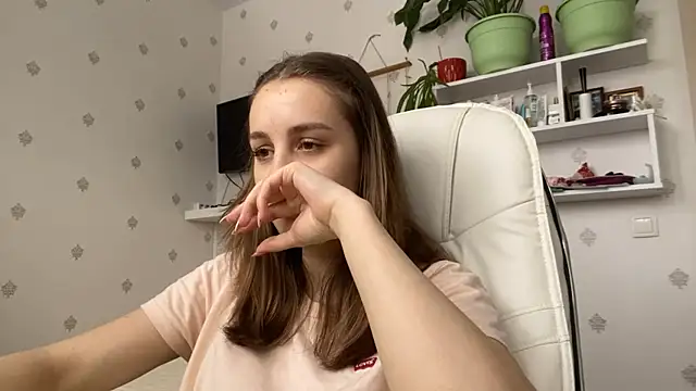 Snapshot of SweetieKatie chatting on January 13, 2026, 11:36 am SweetieKatie online show from January 13, 2026, 11:36 am