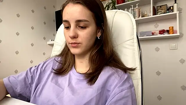 Snapshot of SweetieKatie chatting on November 25, 2025, 10:26 am SweetieKatie online show from November 25, 2025, 10:26 am