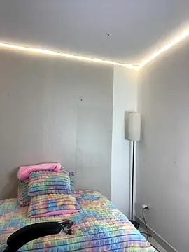 Snapshot of NinaSakura_Eup chatting on November 27, 2025, 11:32 am NinaSakura Eup online show from November 27, 2025, 11:32 am