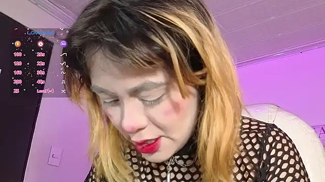 NinaSakura Eup online show from April 2, 2026, 12:01 pm