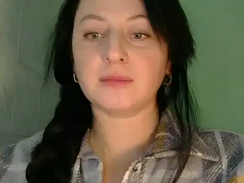 Snapshot of MelinaAx chatting on February 9, 2026, 10:35 am MelinaAx online show from February 9, 2026, 10:35 am