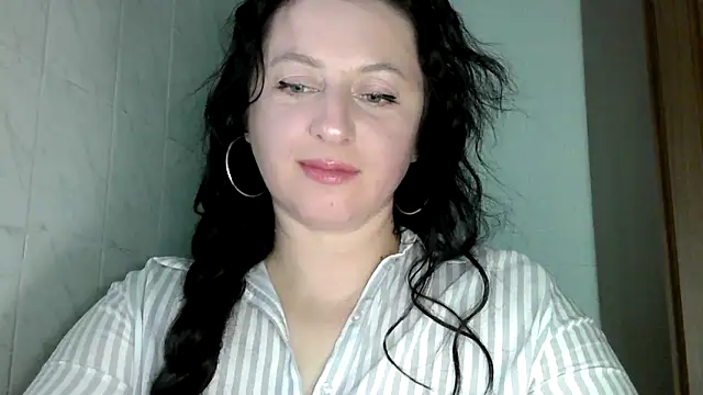 Snapshot of MelinaAx chatting on April 18, 2026, 7:40 pm MelinaAx online show from April 18, 2026, 7:40 pm