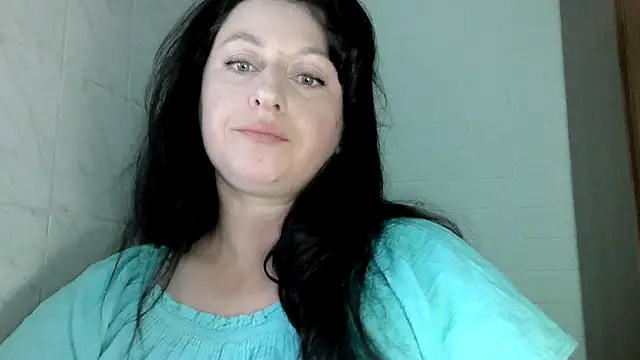 Snapshot of MelinaAx chatting on May 9, 2026, 7:17 pm MelinaAx online show from May 9, 2026, 7:17 pm