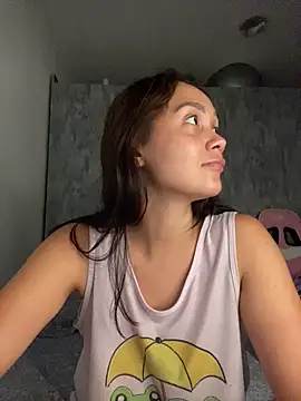 carolsapequinha online show from March 29, 2026, 12:23 am