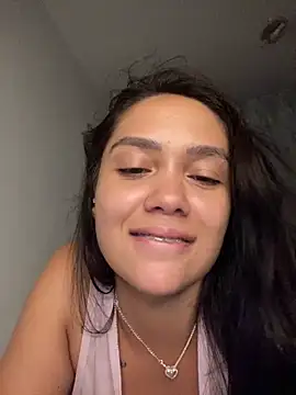 carolsapequinha online show from February 8, 2026, 2:04 pm