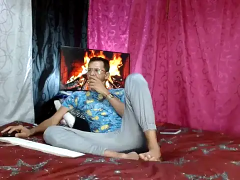 Snapshot of FANTASYBOYS11 chatting on November 16, 2025, 9:14 am FANTASYBOYS11 online show from November 16, 2025, 9:14 am