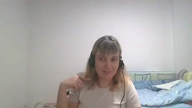 CherieAdair online show from November 15, 2025, 4:00 pm