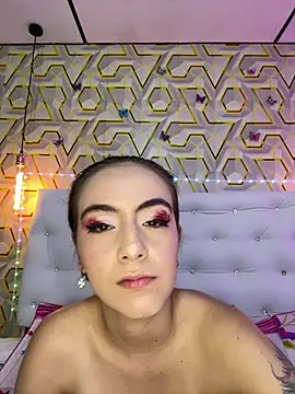 MelanyyJhonson15 online show from April 18, 2026, 2:58 am