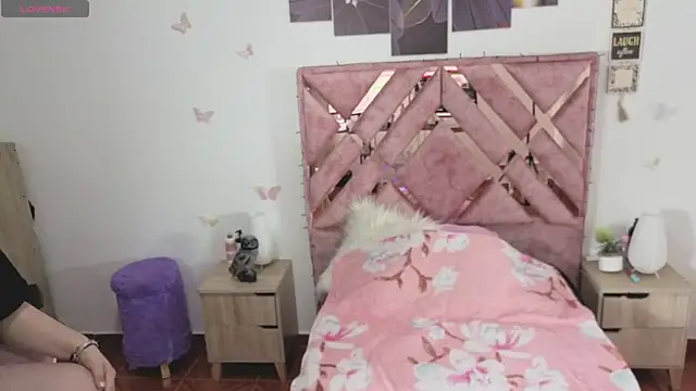 Jasmine 1526 online show from November 18, 2025, 11:02 am