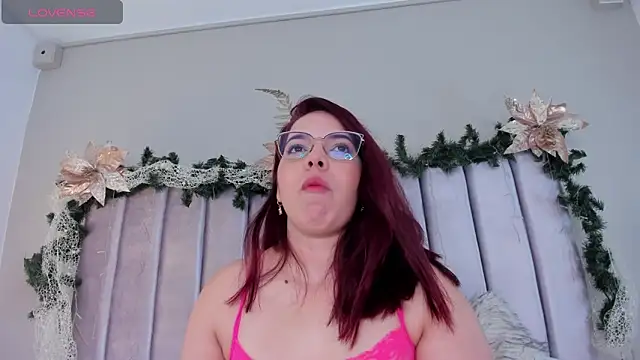 Snapshot of AnnaNoval_10 chatting on November 28, 2025, 12:38 pm AnnaNoval 10 online show from November 28, 2025, 12:38 pm