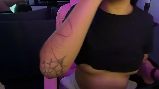 Snapshot of BabiSander11 chatting on December 16, 2025, 5:50 pm BabiSander11 online show from December 16, 2025, 5:50 pm