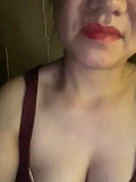 Snapshot of Diana-sexyy chatting on May 13, 2026, 10:17 pm Diana-sexyy online show from May 13, 2026, 10:17 pm