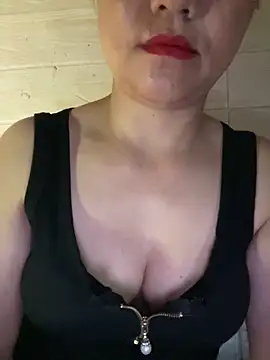 Snapshot of Diana-sexyy chatting on May 23, 2026, 7:07 am Diana-sexyy online show from May 23, 2026, 7:07 am